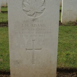 L. Adams (Grave)