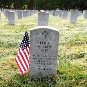 L. Walt (Grave)