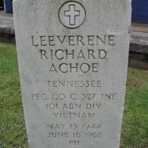 L. Achoe (Grave)