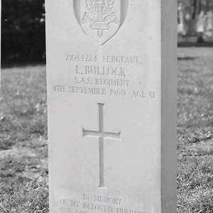 L. Bullock (Grave)