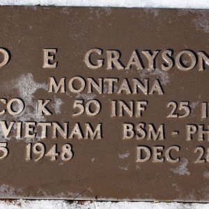 R. Grayson (Grave)