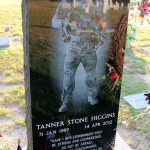 T. Higgins (Grave)