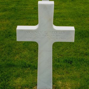 V. Beekler (Grave)