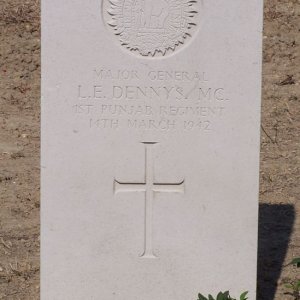 L. Dennys (Grave)