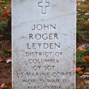 J. Leyden (Grave)