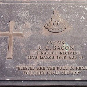 R. Bacon (Grave)
