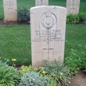 W. Barrington (Grave)