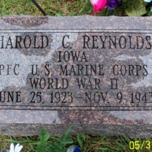 H. Reynolds (Grave)