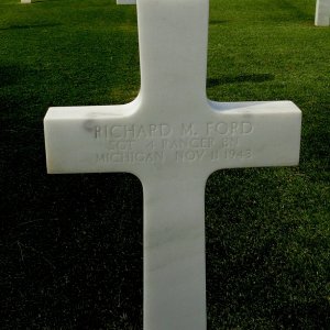 R. Ford (Grave)