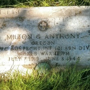 M. Anthony (Grave)
