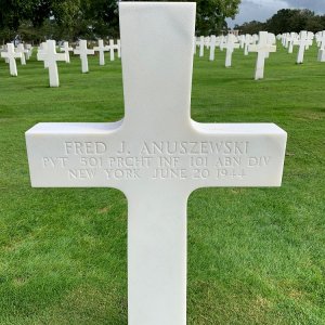 F. Anuszewski (Grave)