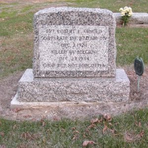 R.L. Arnold (Grave)