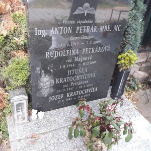 A. Petrak (Grave)
