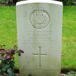 R. Clarke (Grave)