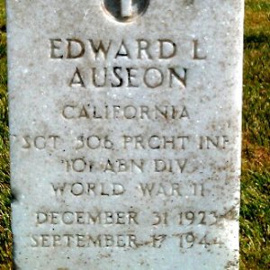 E. Auseon (Grave)