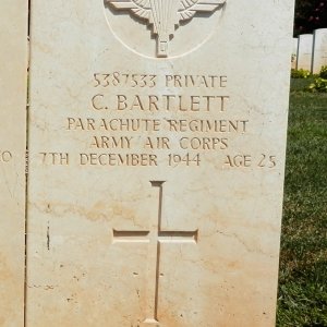 C. Bartlett (Grave)