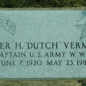 E. Vermeer (Grave)