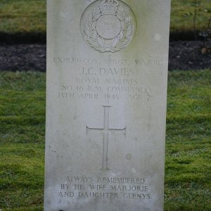 J. Davies (Grave)