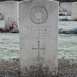 A. Davis (Grave)