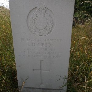E. Gibson (Grave)