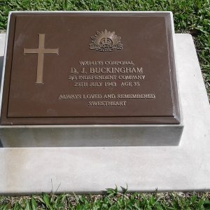 D. Buckingham (Grave)