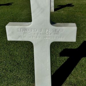 E. Puskar (Grave)