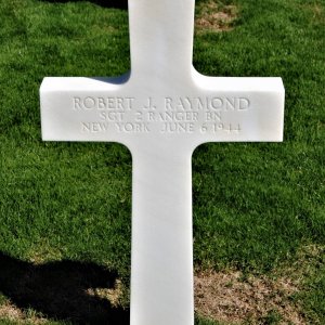 R. Raymond (Grave)