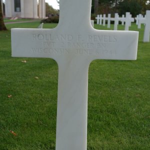 R. Revels (Grave)