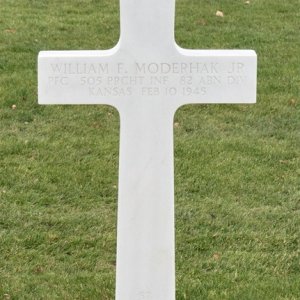 W. Moderhak (Grave)