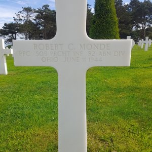 R. Monde (Grave)