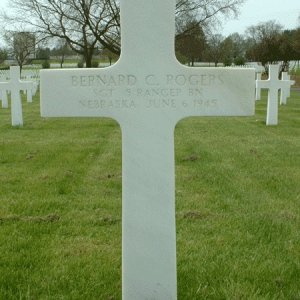 B. Rogers (Grave)
