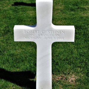 R. Steinen (Grave)