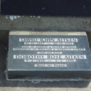 D. Aitken (Grave)