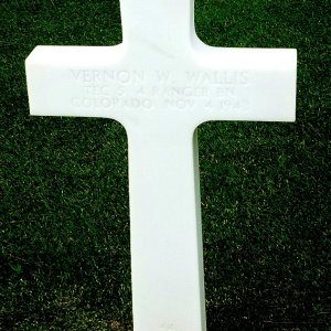 V. Wallis (Grave)