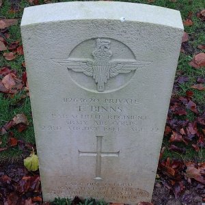 F. Binns (Grave)