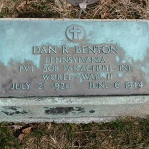 D. Benton (Grave)