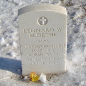 L. Bloethe (Grave)
