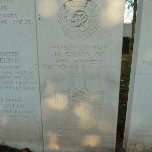 M. Gibson (Grave)