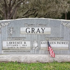 L. Gray (Grave)