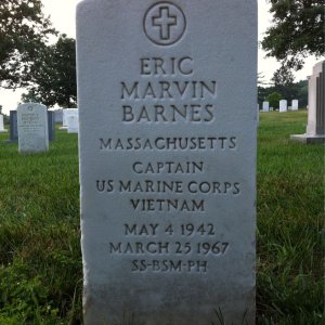 E. Barnes (Grave)