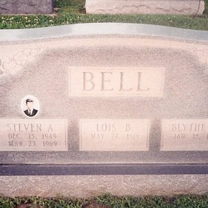 S. Bell (Grave)