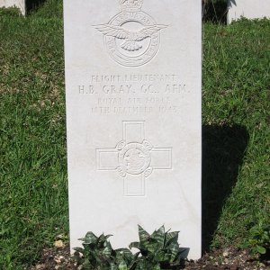 H. Gray (Grave)