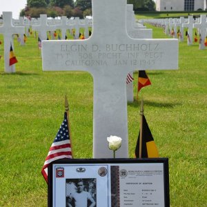 E. Buchholz (Grave)