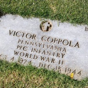 V. Coppola (Grave)