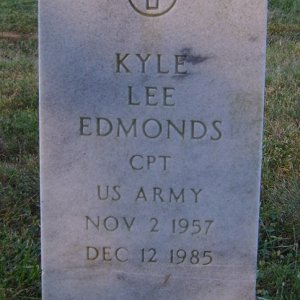 K. Edmonds (Grave)
