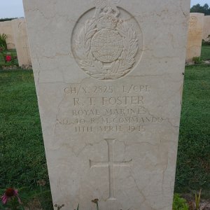 R. Foster (Grave)