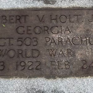 R. Holt (Grave)