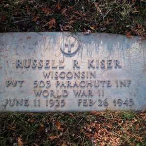 R. Kiser (Grave)