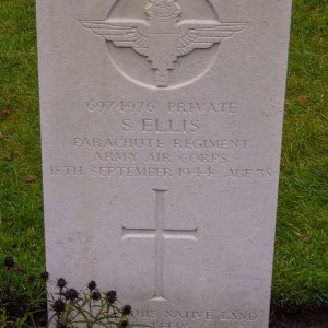 S. Ellis (Grave)