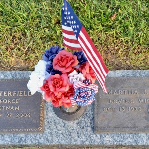 W. Satterfield (Grave)